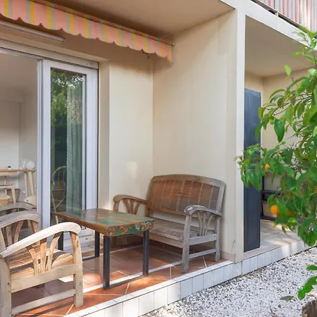 Beauvallon - Magnifique T2 Avec Jardin, Proche Centre, * Antibes