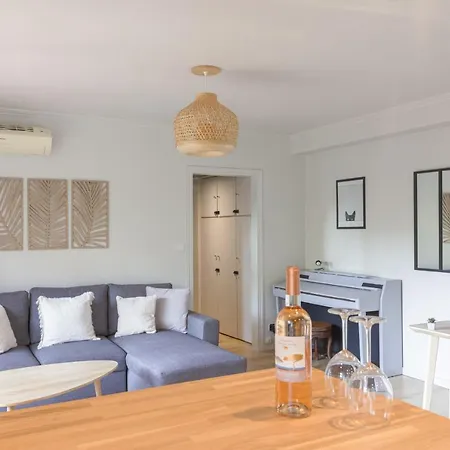 Beauvallon - Magnifique T2 Avec Jardin, Proche Centre, Apartment *